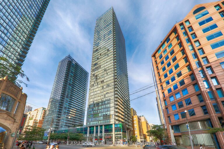 For Lease: 38 Grenville Street 1601, Toronto C01, ON M4Y 1A5, Toronto C01, ON