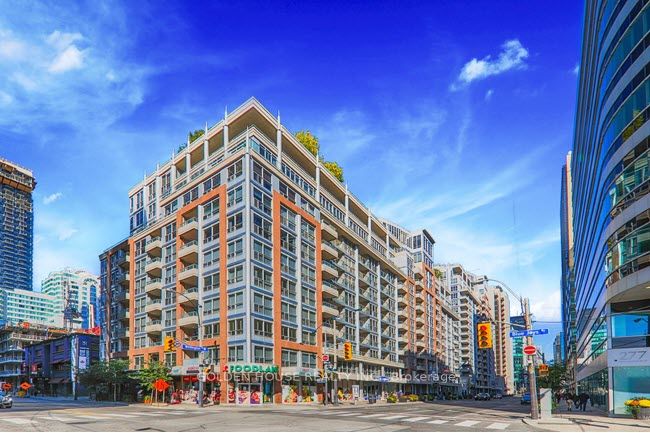 For Sale: 270 Wellington Street W 618, Toronto C01, ON M5V 3P5, Toronto C01, ON