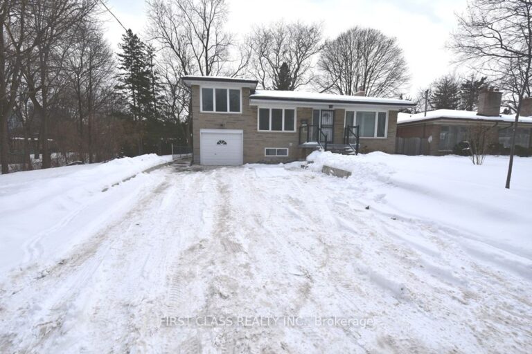 For Lease: 113 Holcolm Road 1, Toronto C07, ON M2N 2E1, Toronto C07, ON