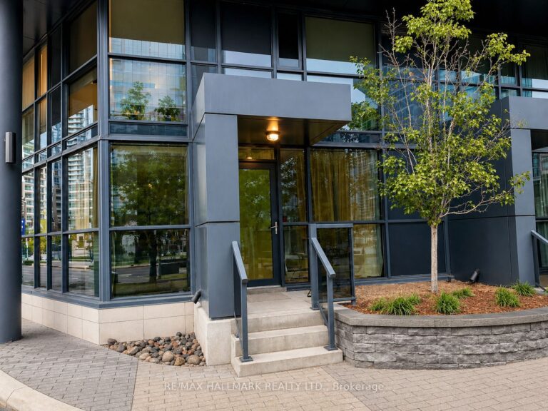 For Lease: 352 Front Street W 103, Toronto C01, ON M5V 0K3, Toronto C01, ON