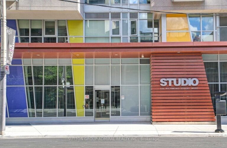 For Lease: 199 Richmond Street W 1701, Toronto C01, ON M5V 0H4, Toronto C01, ON