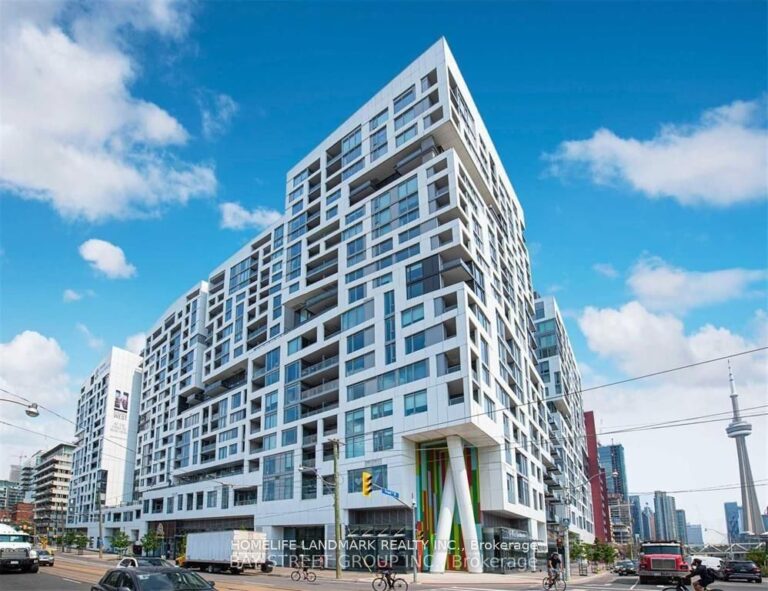 For Sale: 27 BATHURST Street 1113, Toronto C01, ON M5V 2P1, Toronto C01, ON