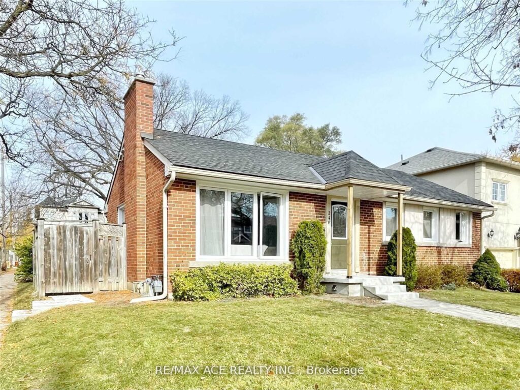 For Lease: 246 Horsham Avenue Lower, Toronto C07, ON M2N 2A6, Toronto C07, ON - Property Photo