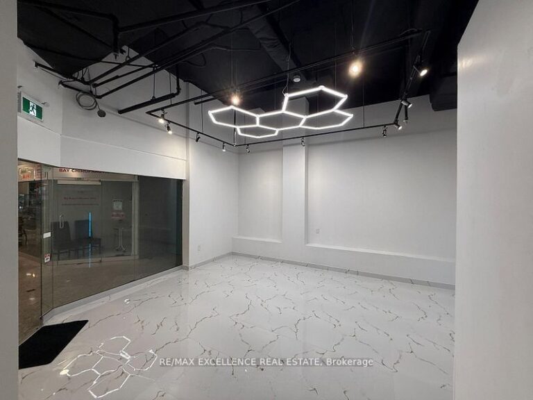 For Sale: 222 Spadina Avenue 139, Toronto C01, ON M5T 3B3, Toronto C01, ON