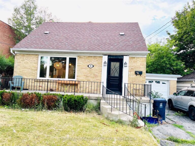 For Lease: 44 Dallas Road Upper, Toronto C07, ON M2R 2J6, Toronto C07, ON