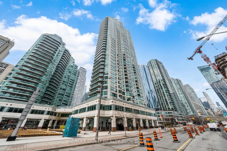 For Lease: 10 Yonge Street 2710, Toronto, ON M5E 1R4, Toronto C01, ON
