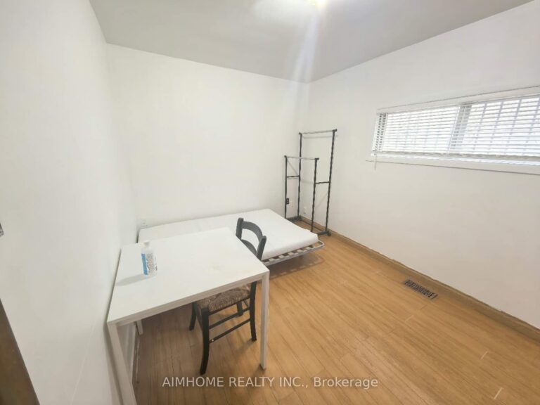 For Lease: 137A MARKHAM Street MainFlr, Toronto, ON M6J 2G4, Toronto C01, ON