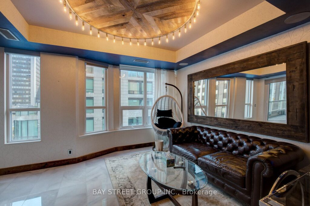 For Sale: 68 Yorkville Avenue 301, Toronto, ON M5R 3V7, Toronto C02, ON - Property Photo