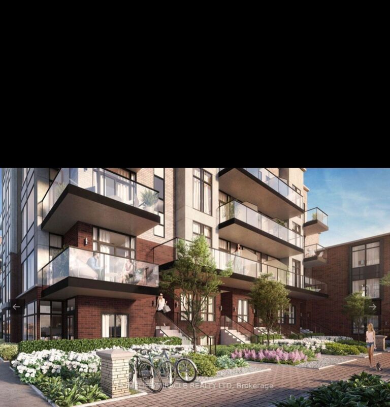 For Sale: 861 Sheppard Avenue W 61 BlkB, Toronto, ON M3H 0E9, Toronto C06, ON