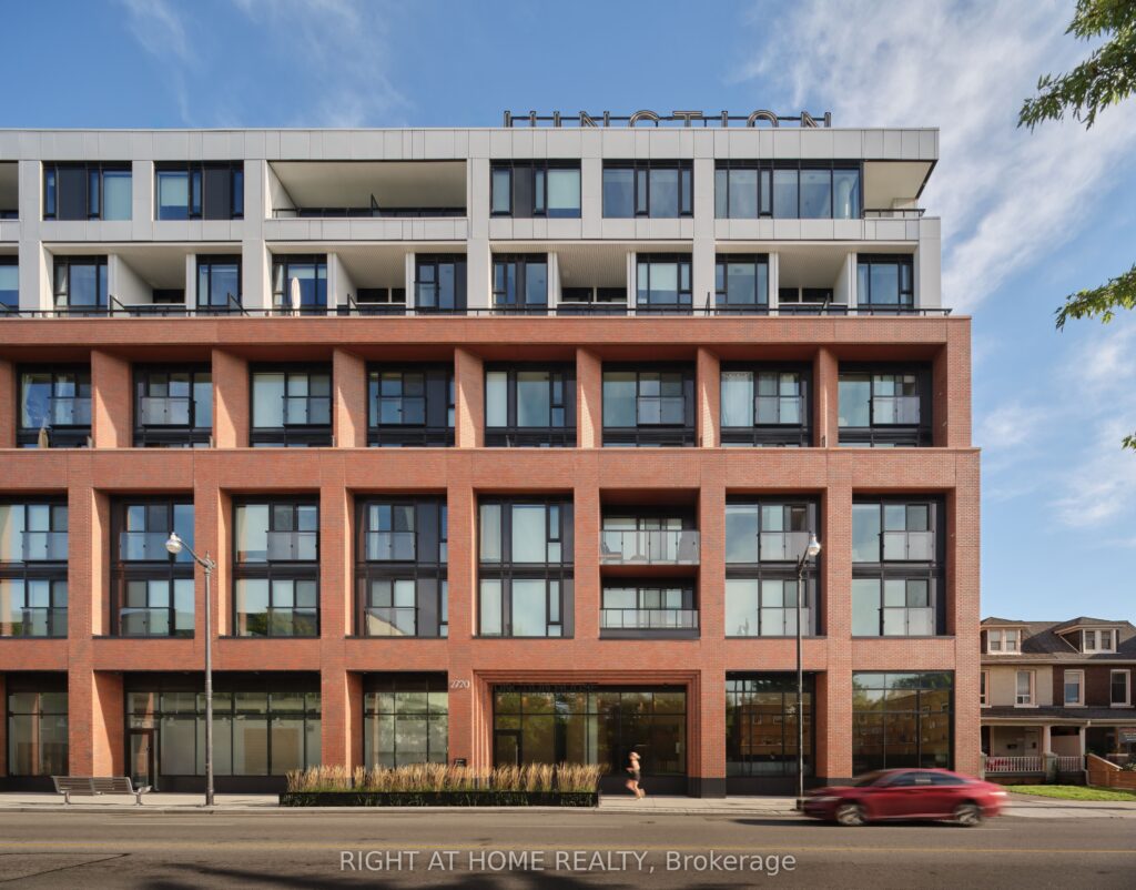 For Sale: 2720 Dundas Street W 607, Toronto, ON M6P 1Y2, Toronto W02, ON - Property Photo