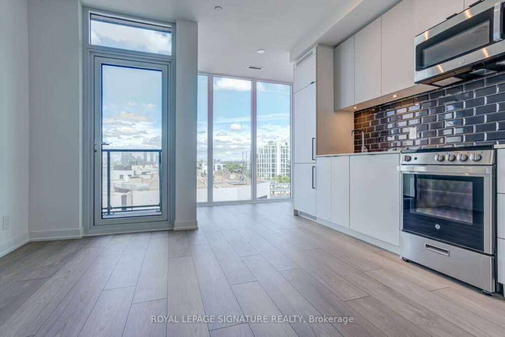 For Lease: 285 Dufferin Street W 728, Toronto, ON M6K 0J2, Toronto W01, ON - Property Photo