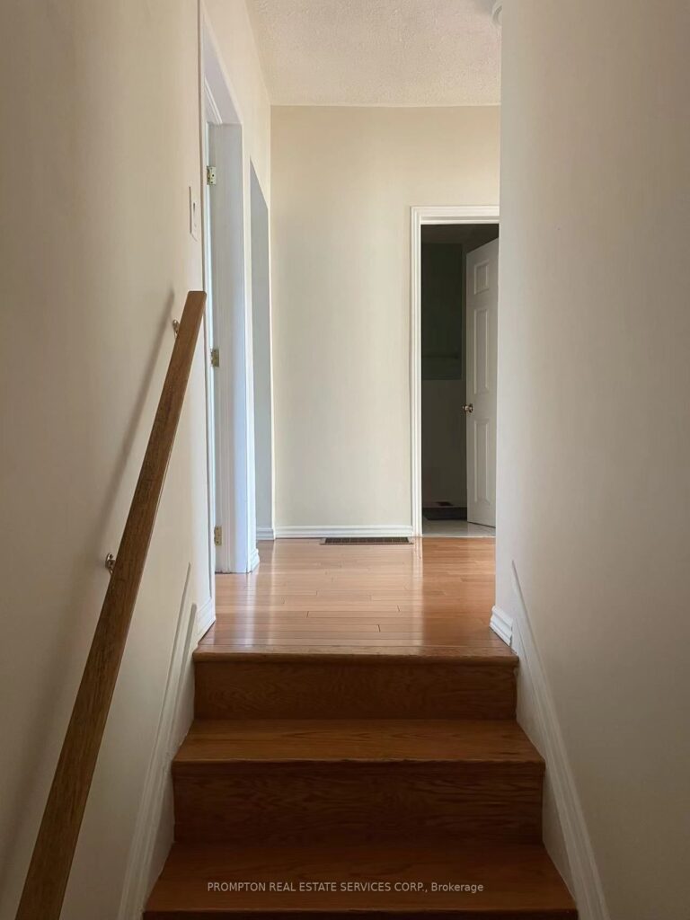 For Lease: 763 Dundas Street W, Toronto, ON M6J 1T9, Toronto C01, ON - Property Photo