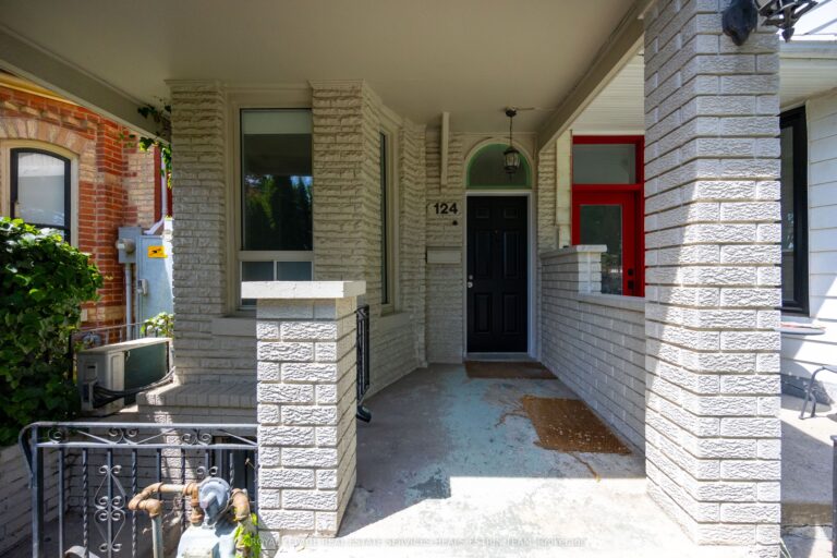 For Lease: 124 Argyle Street Main, Toronto, ON M6J 1N9, Toronto C01, ON