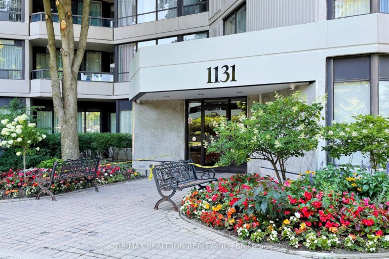 For Sale: 1131 Steeles Avenue W 407, Toronto, ON M2R 3W8, Toronto C07, ON