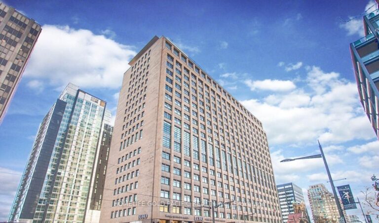 For Sale: 111 St. Clair Avenue W 1222, Toronto, ON M4V 1N5, Toronto C02, ON