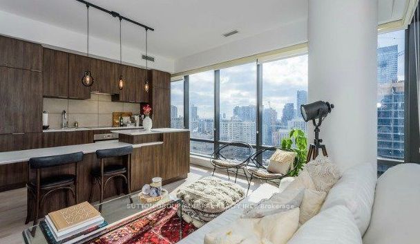 For Sale: 5 St Joseph Street 1605, Toronto, ON M4Y 0B6, Toronto C01, ON