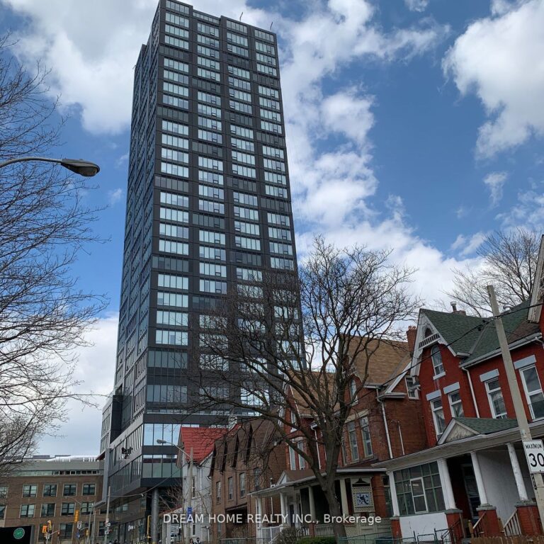 For Sale: 203 College Street 3003, Toronto, ON M5T 0C8, Toronto C01, ON