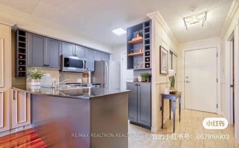 For Lease: 801 Bay Street 1503 (Den), Toronto, ON M5S 1Y9, Toronto C01, ON