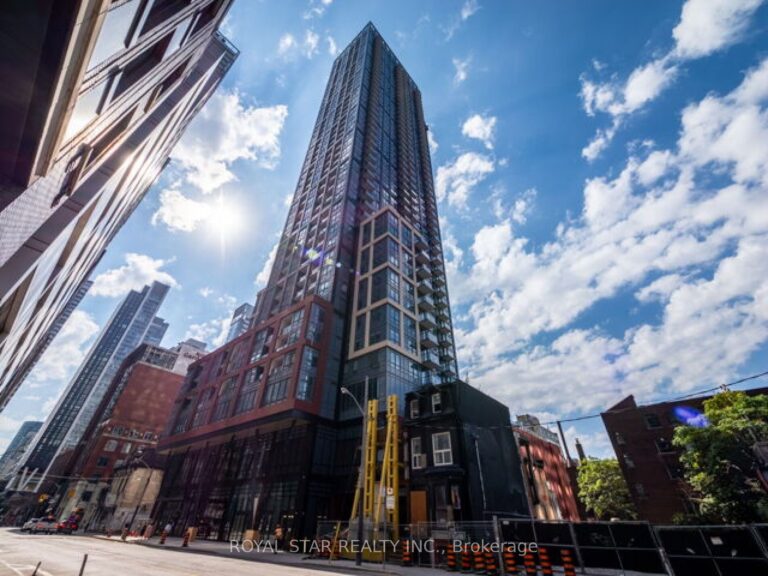 For Sale: 108 Peter Street 1007, Toronto, ON M5V 2G7, Toronto C01, ON