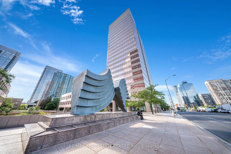 For Lease: 5700 Yonge Street Road 200 A, Toronto, ON L5N 1W1, Toronto C07, ON