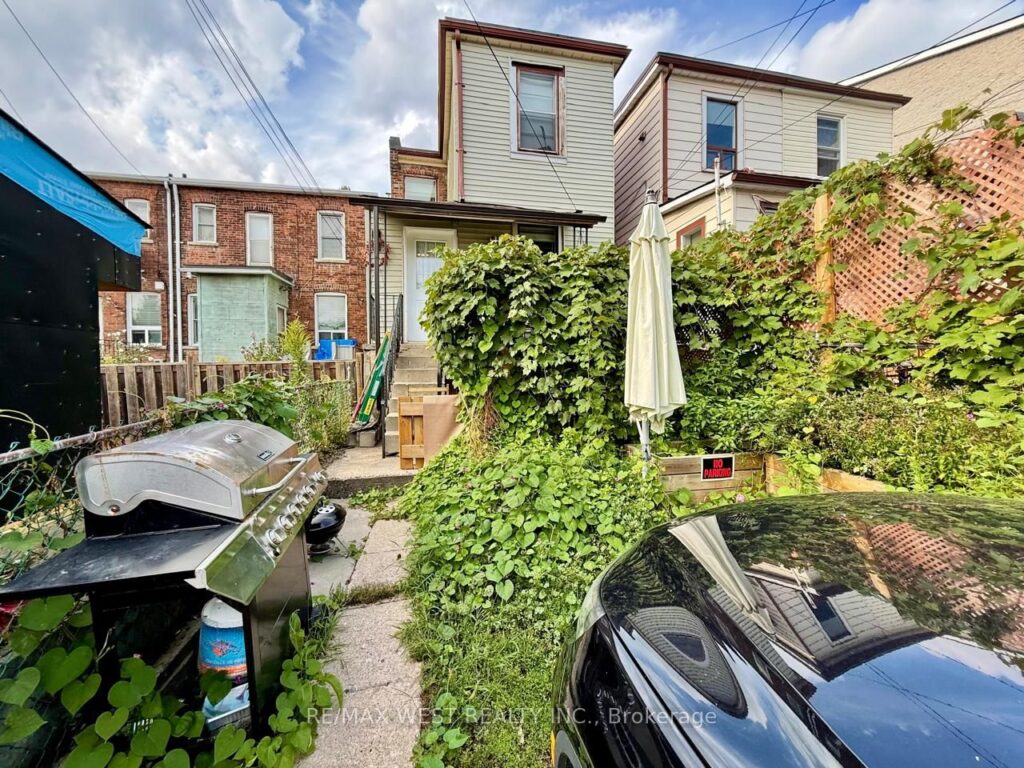 For Sale: 231 Rosemount Avenue, Toronto, ON M6H 2N2, Toronto W03, ON - Property Photo