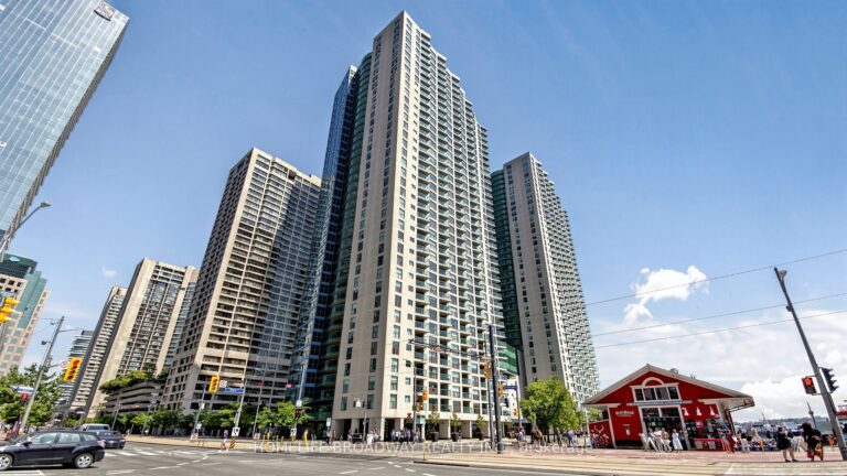 For Sale: 77 Harbour Square 3507, Toronto, ON M5J 2S2, Toronto C01, ON