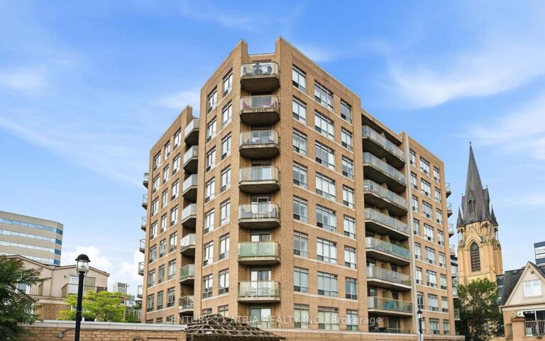 For Lease: 140 Bathurst Street 103, Toronto, ON M5V 3N8, Toronto C01, ON
