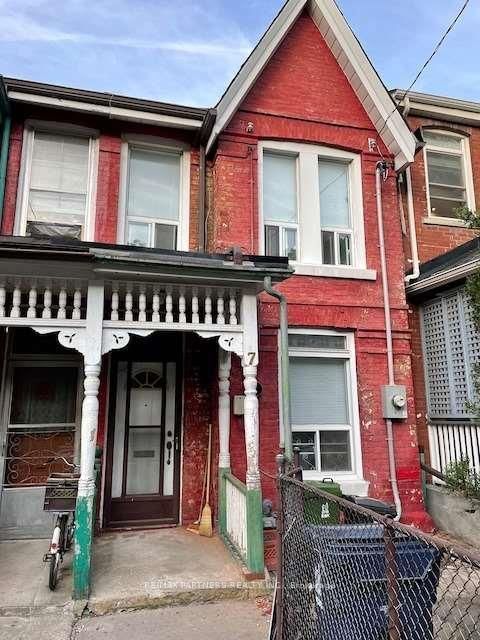 For Lease: 7 Henry Street, Toronto, ON M5T 1W9, Toronto C01, ON