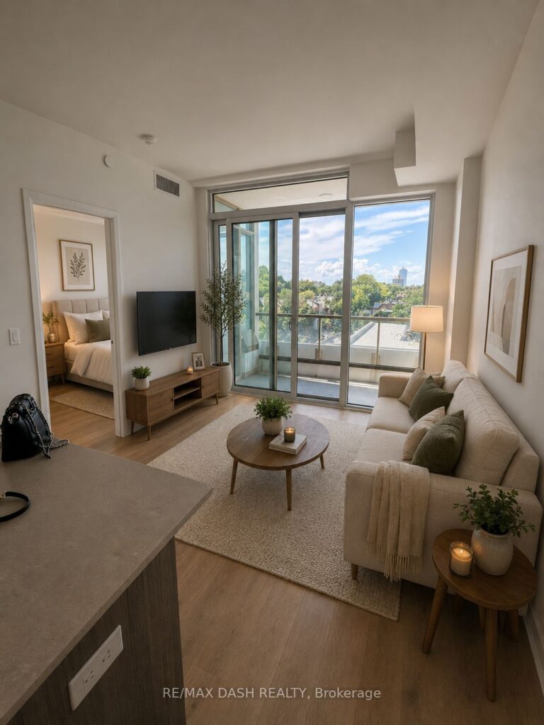 For Sale: 151 Avenue Road 501, Toronto, ON M5R 2H7, Toronto C02, ON